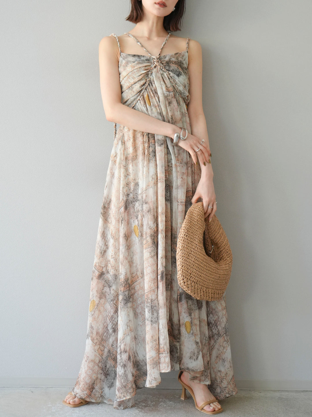 [予約]編み込みショルダーニュアンス柄シフォンワンピース/ベージュ