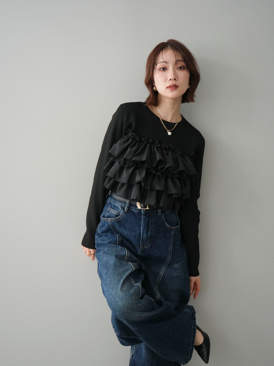 [予約]フリルビスチェドッキングスポンジニットプルオーバー/black