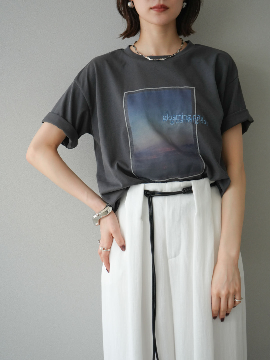 [予約]チュールレイヤードプリントTシャツ/チャコール