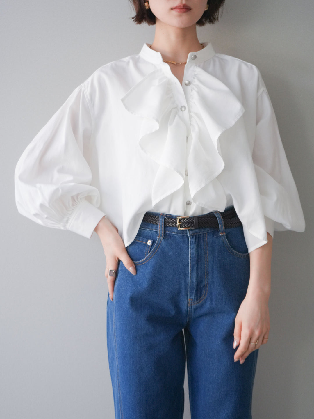 [SET]ラッフルフレアショートブラウス+フラワー刺繍ストレートデニム(2set)