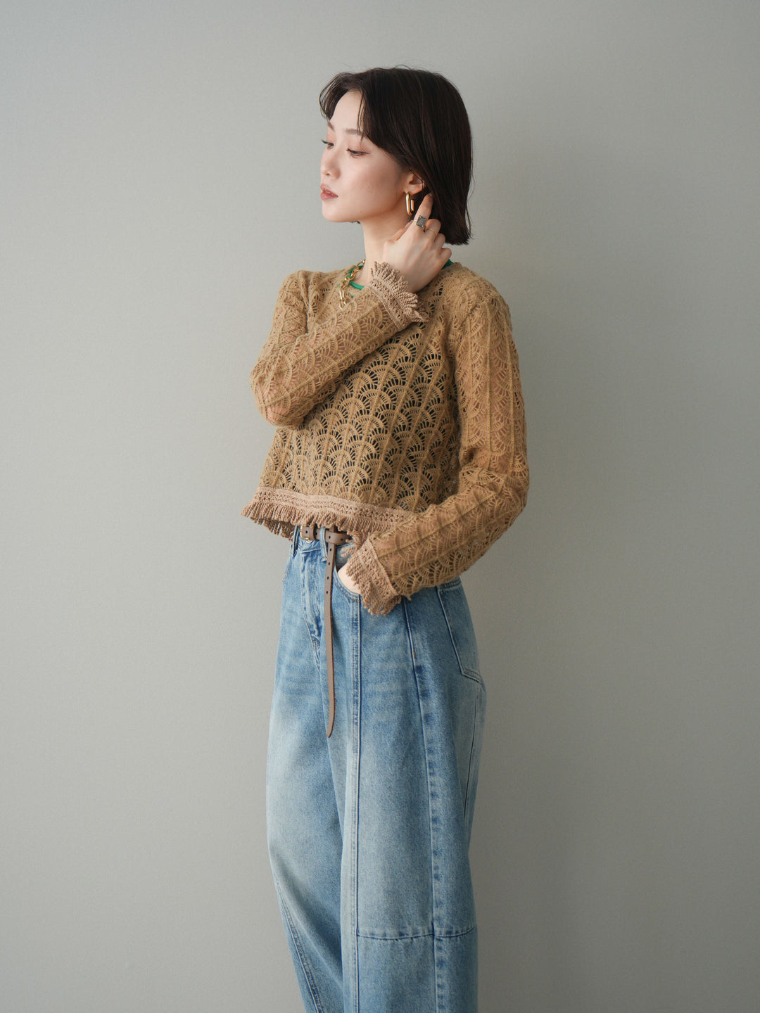 [予約]扇透かし編みクロップドニットプルオーバー/beige