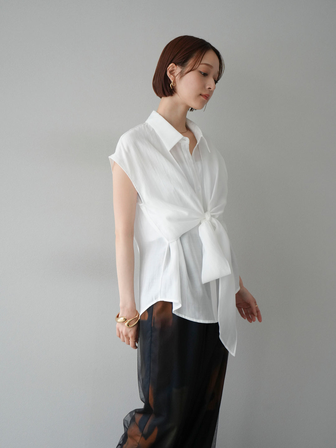 [SET] 前繫帶透視上衣 + 水彩藝術休閒褲 + 繩繡薄紗疊穿褲 (3 件套)