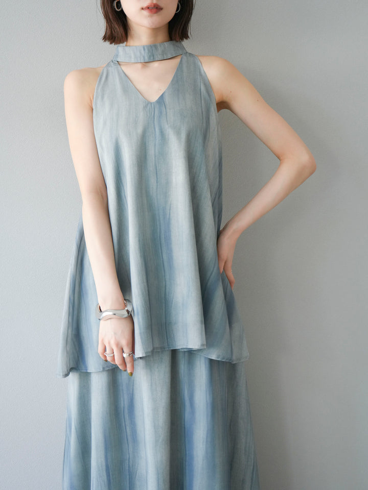 [SET] 細膩花紋V領襯衫＆喇叭裙（2套）