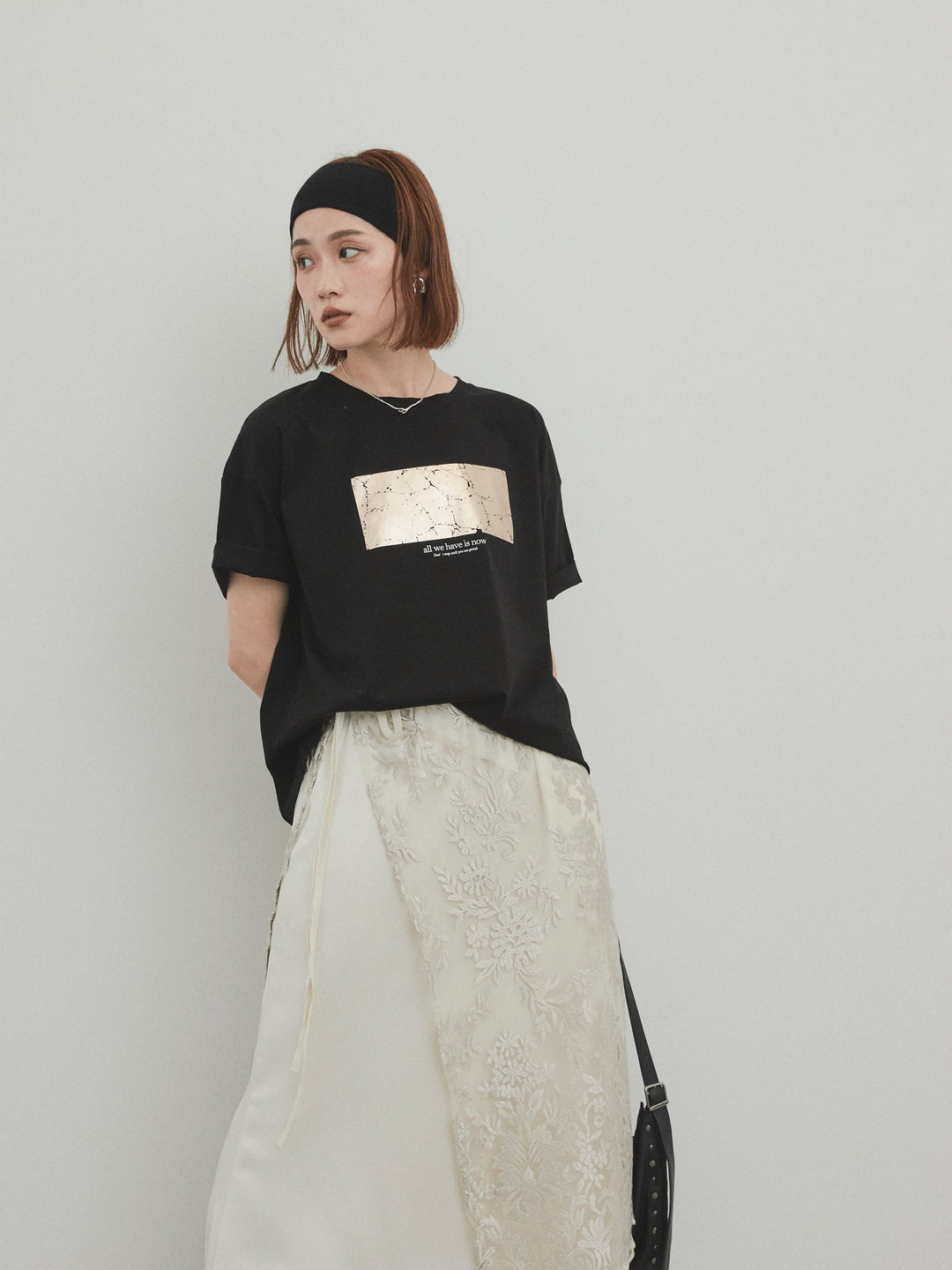 [套裝] 燙金印花乾爽棉質 TEE + 寬鬆窄裙 (2 套)