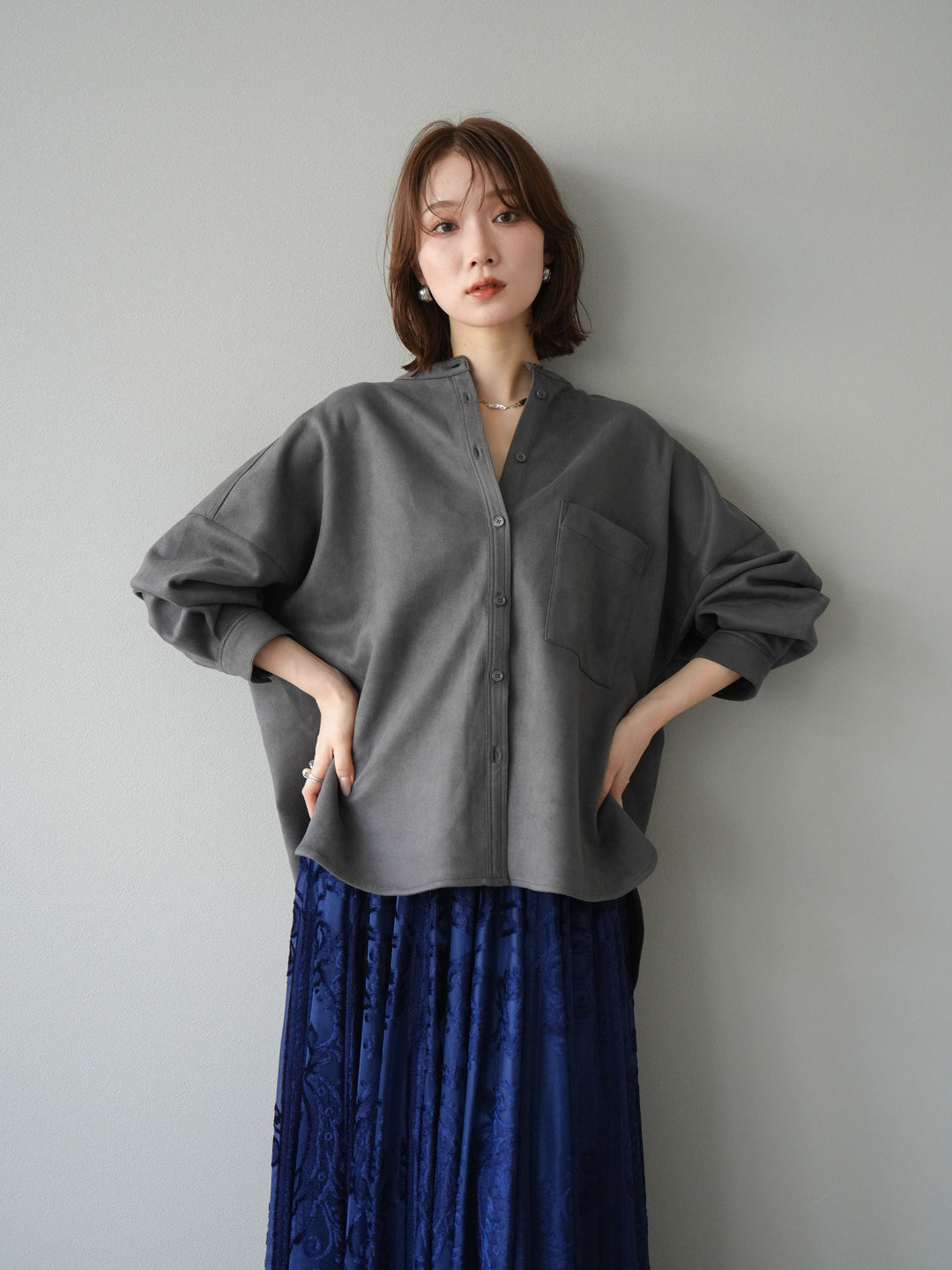 [予約]スエードバンドカラーオーバーシャツ/チャコール