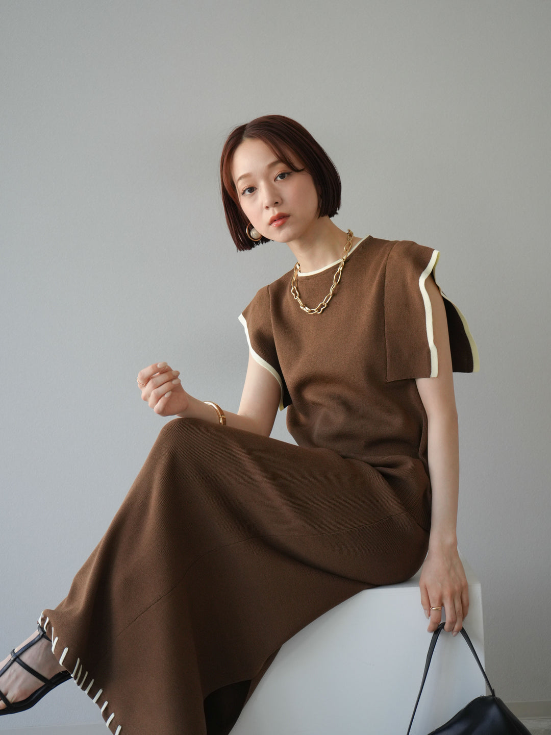 [予約]リネンタッチスクエアスリーブ配色ニットプルオーバー/モカ