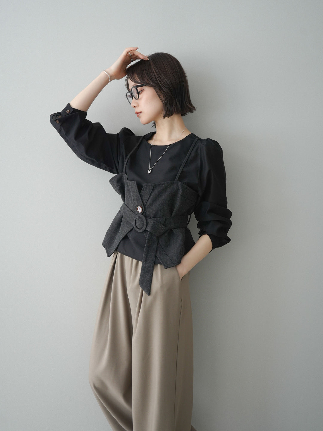 [SET]異素材ビスチェドッキングブラウス+選べるアクセセット(2set)