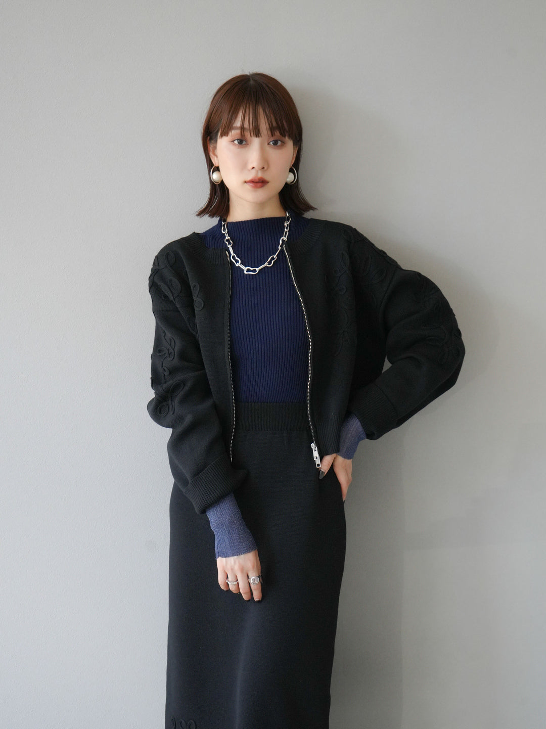 [予約]袖ラメシアー切替リブニットトップス/ネイビー