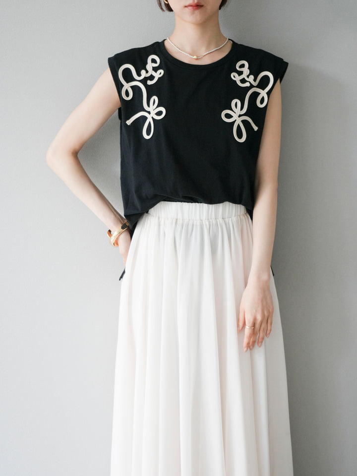 [SET] 繩繡法式袖T卹+雪紡喇叭裙（2件組）