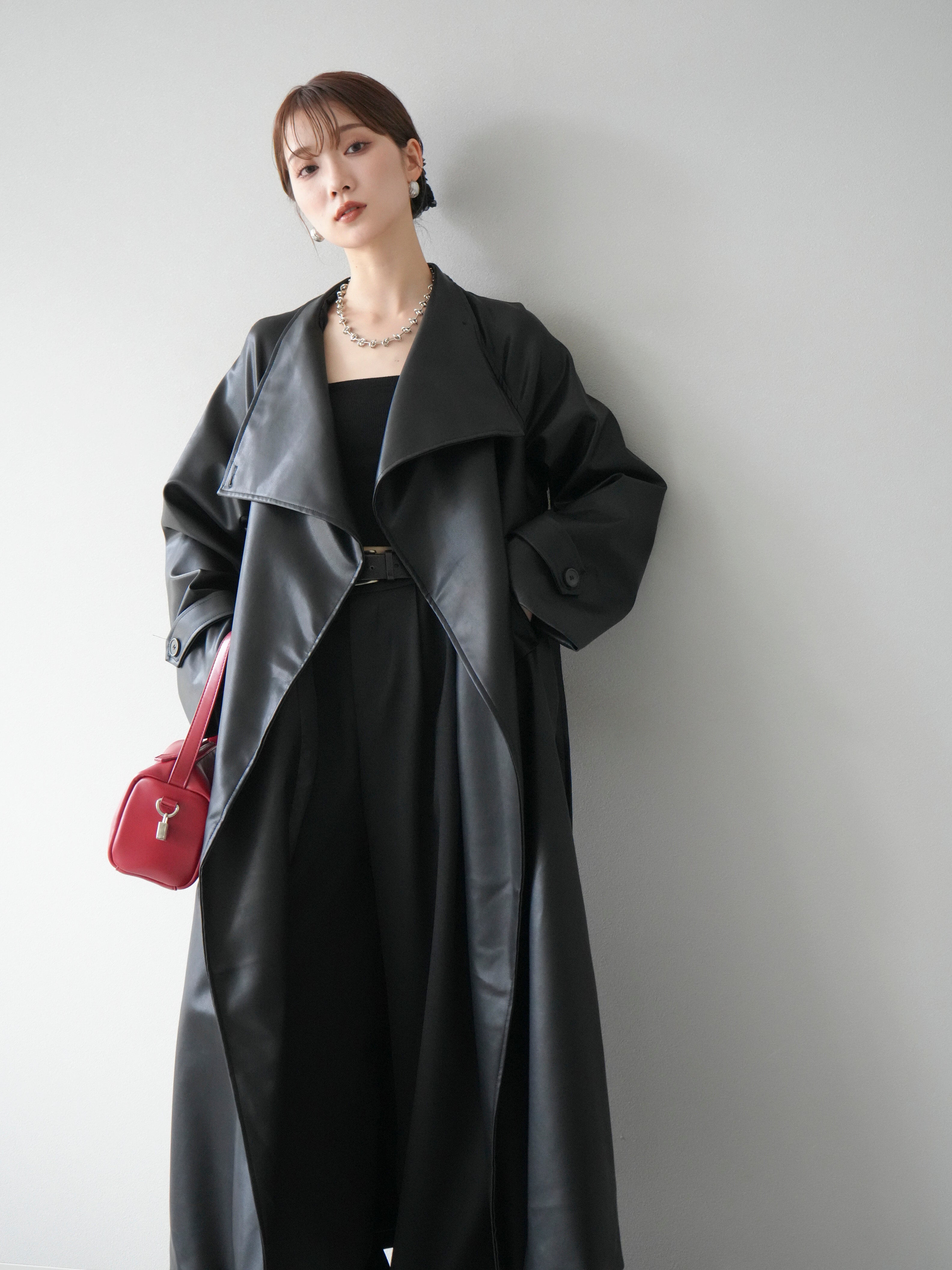 ❈くーぽー様 ご予約 ロングイ 予約]レザーBIGカラーロングコート/ブラック – Lumier