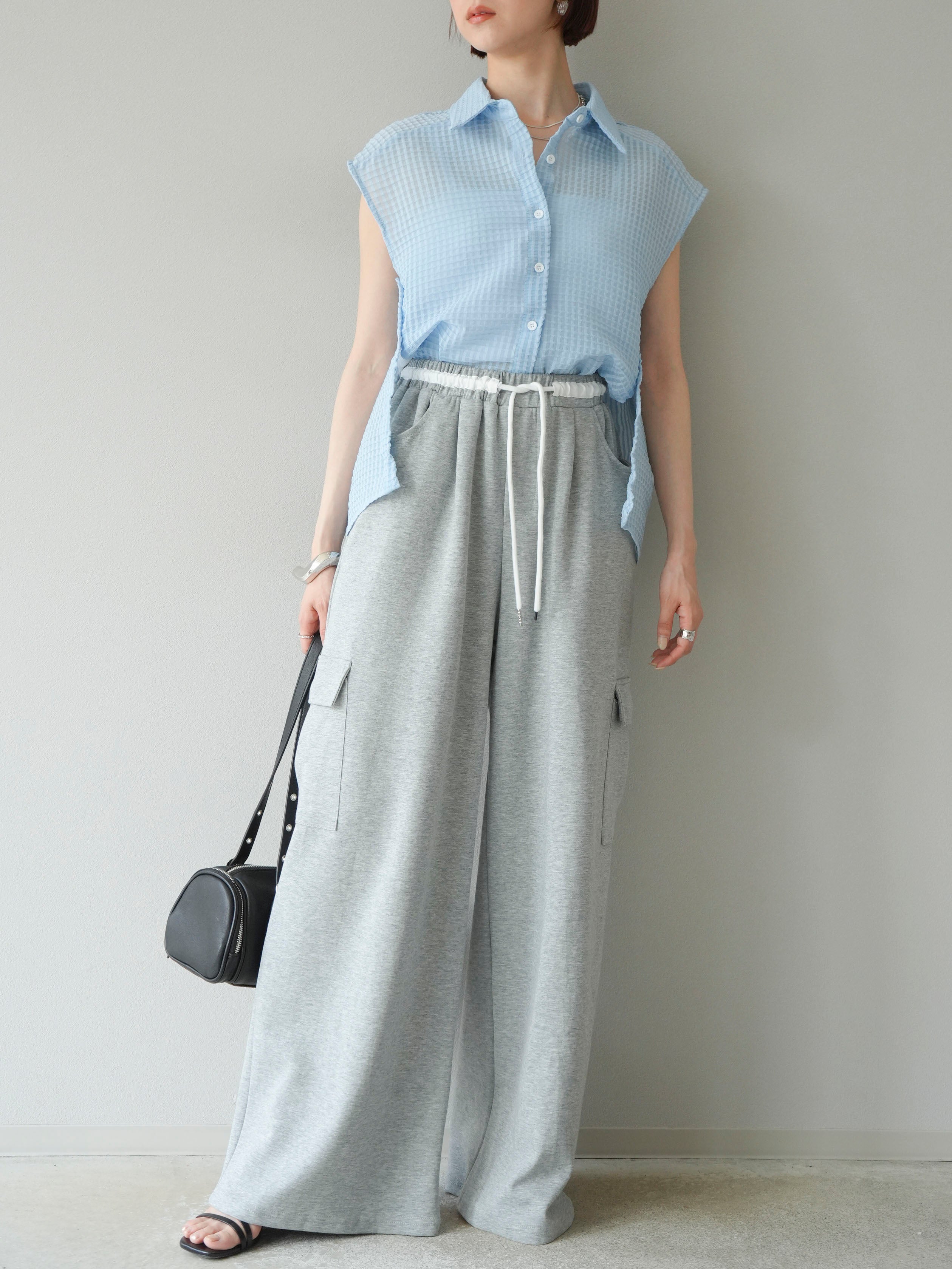 予約]シアーチェックノースリーブシャツ/ライトブルー – Lumier