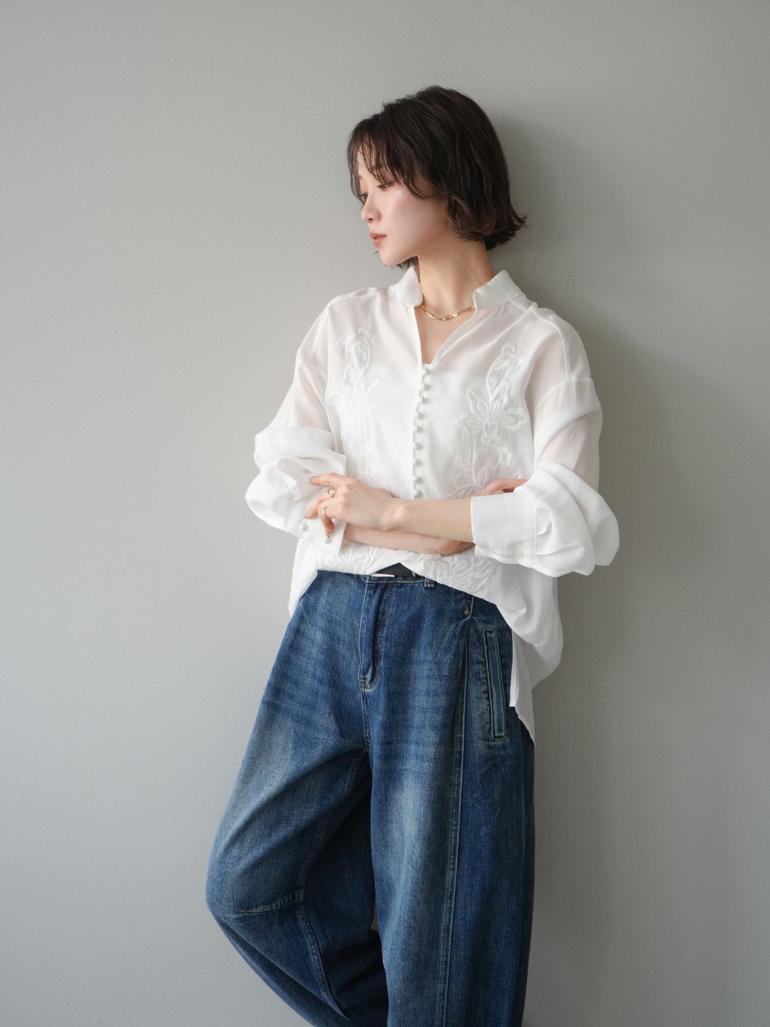 【預購】前繩刺繡襯衫/白色