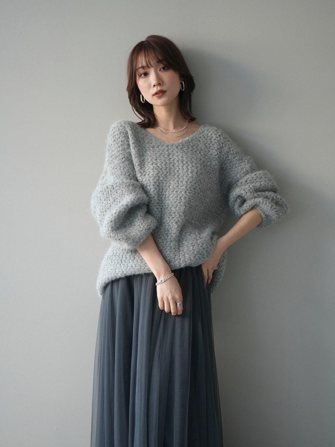 [予約]ウールタッチラメミックスヤーンVネックニットプルオーバー/lightgray