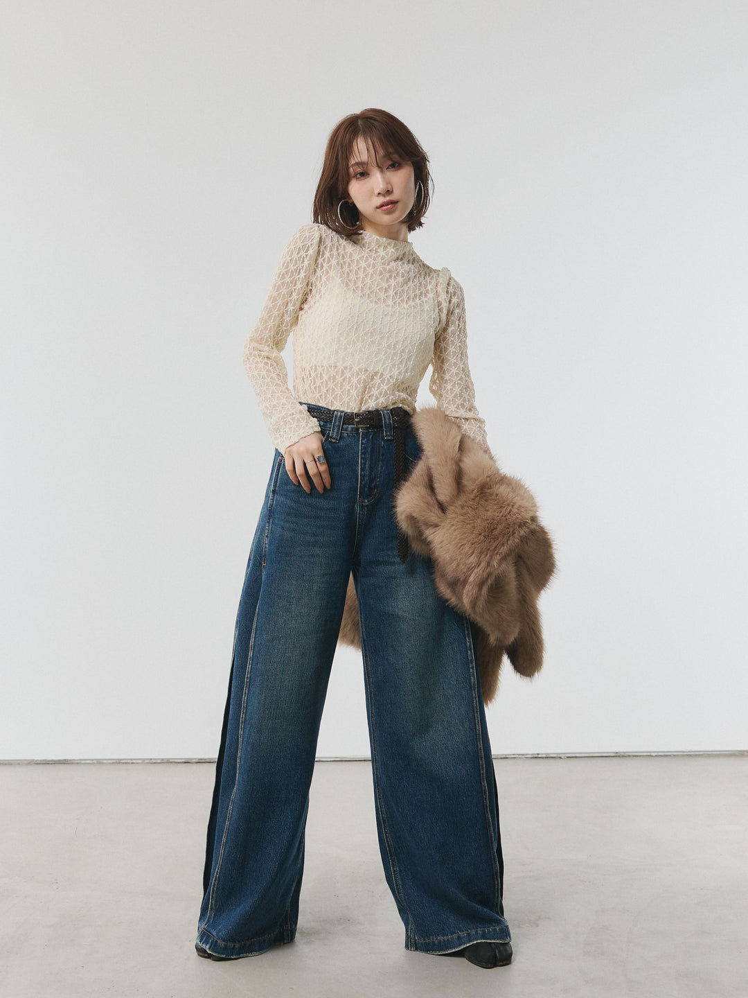 【Allure】[SET]フラワーレーストップス+サイドタックヴィンテージワイドデニム(2set)