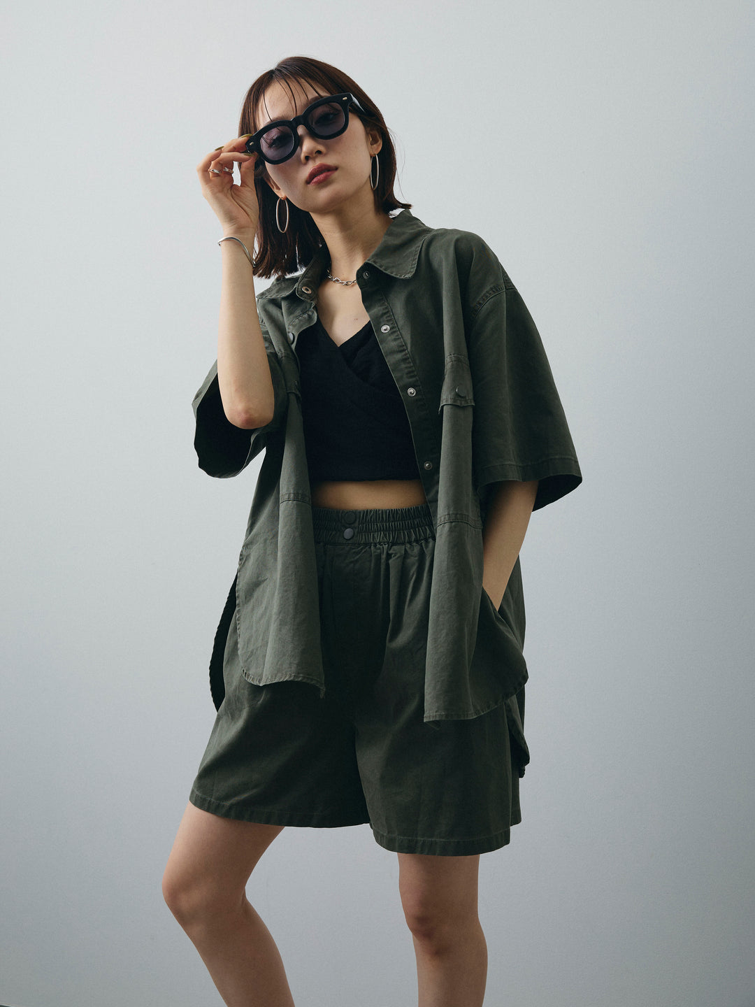 [SET]ミリタリーオーバーシャツ＆ハーフパンツSET UP+リネンライクカシュクールデザインビスチェ(2set)