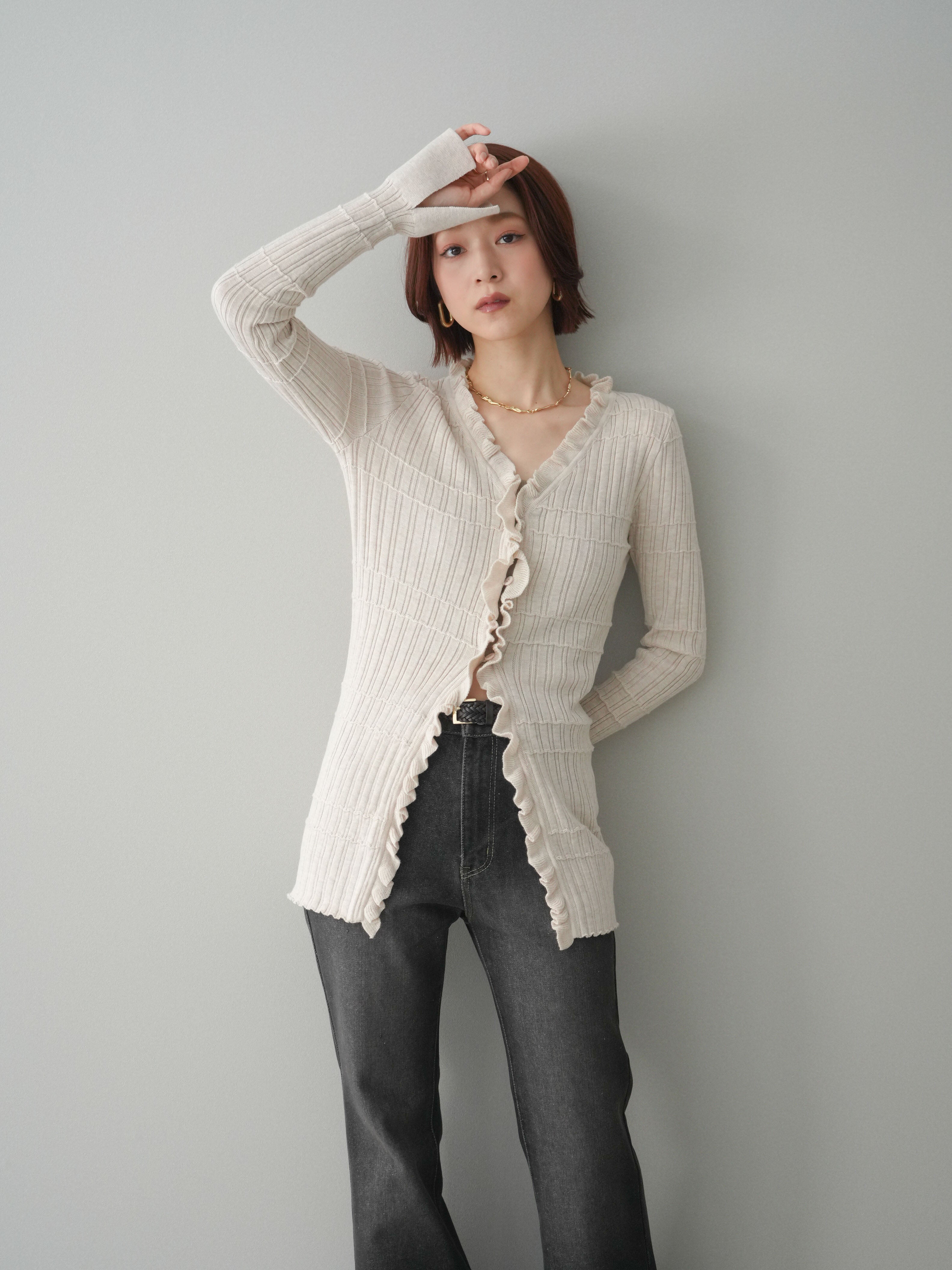 lumier [SET]ニットカーディガン+フレアデニムパンツ SET]フロントフリルリブニットカーディガン+フレアデニムパンツ(2set