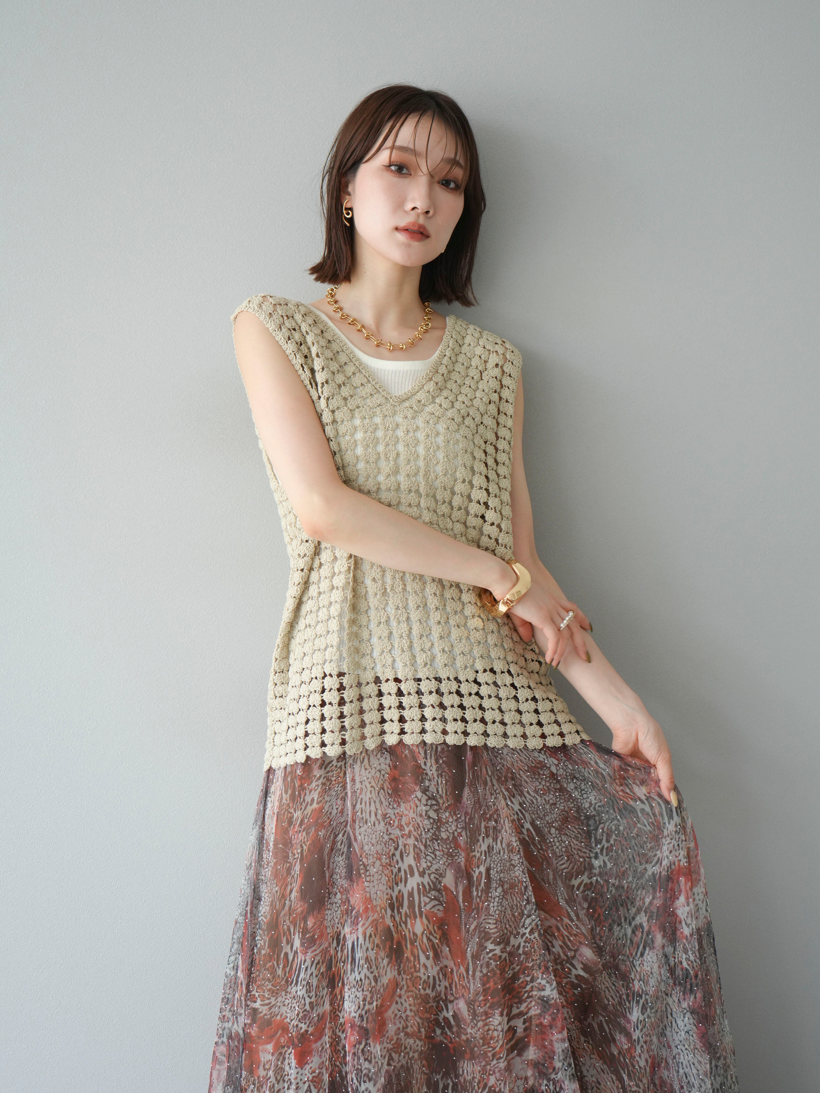 SET]レースアップクロシェ編みニットベスト+ニュアンス柄