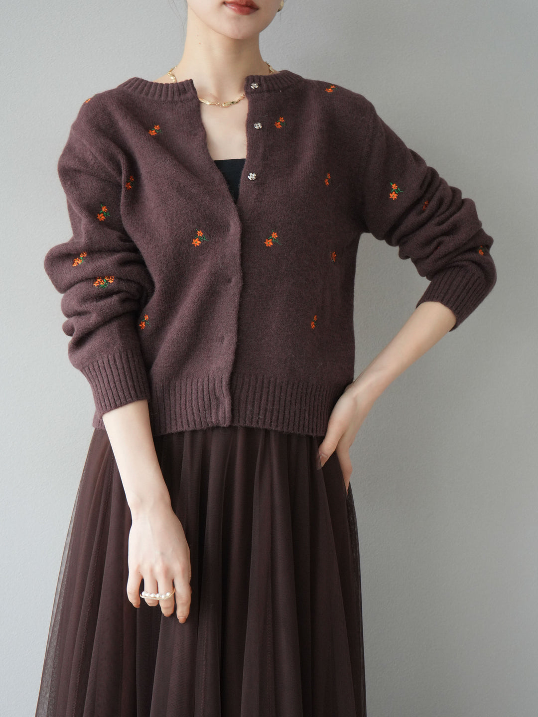 [SET]フラワー刺繍ニットカーディガン+チュールボリュームスカート(2set)