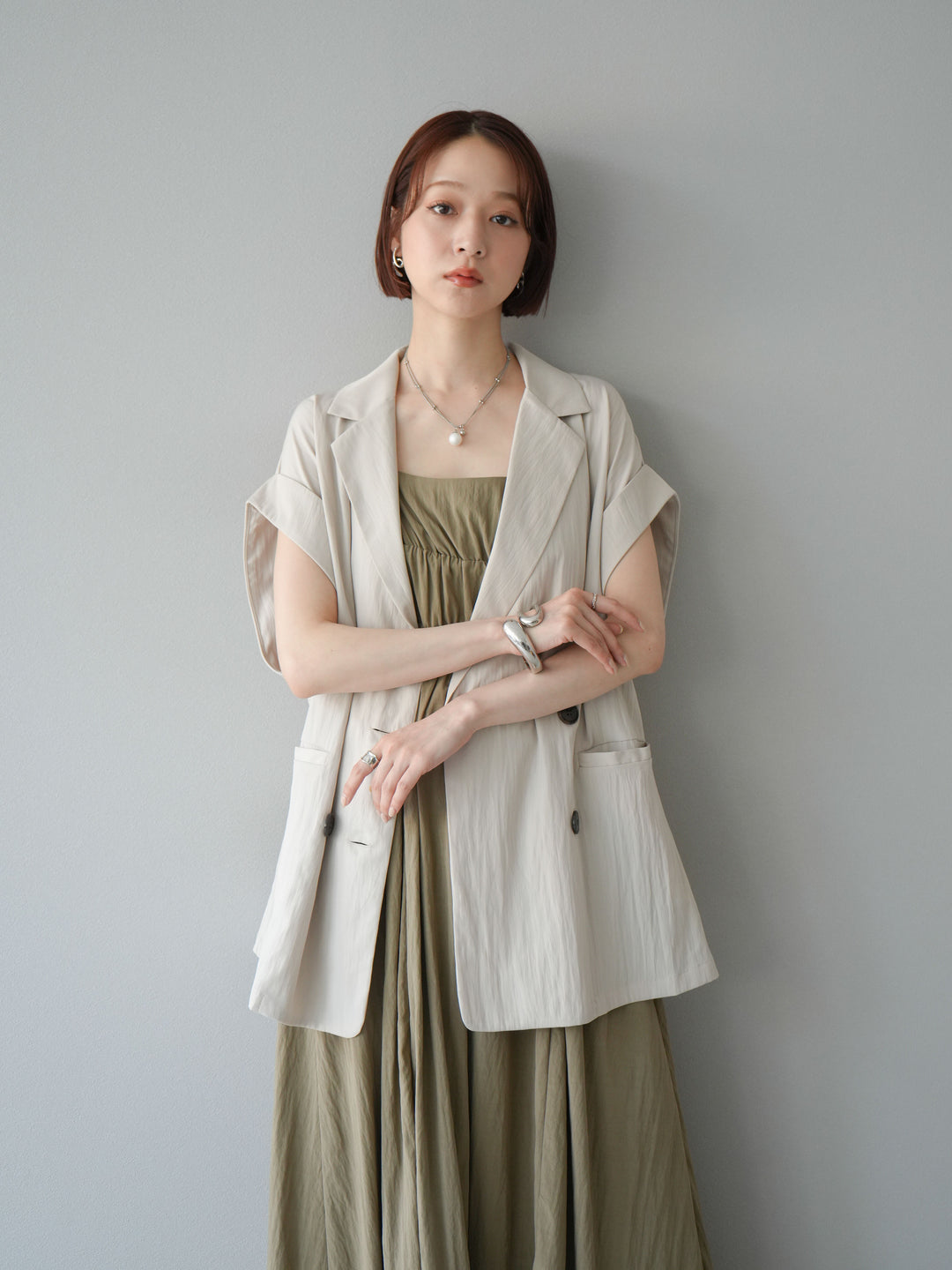 [SET]レーヨンシャーリングキャミワンピース+リネンライクノースリーブダブルジレ(2set)