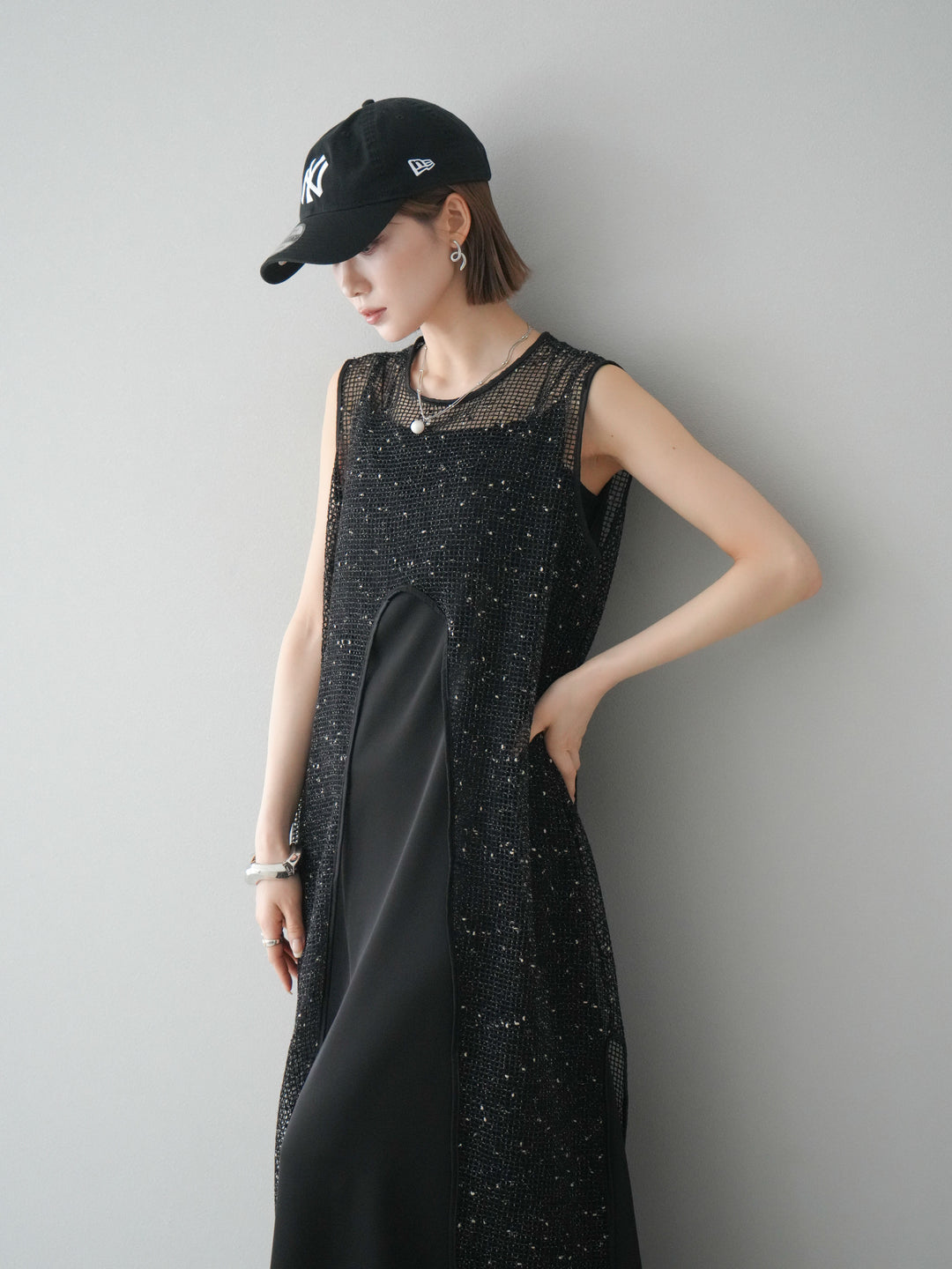 【預購】前開衩網紗連身裙/黑色