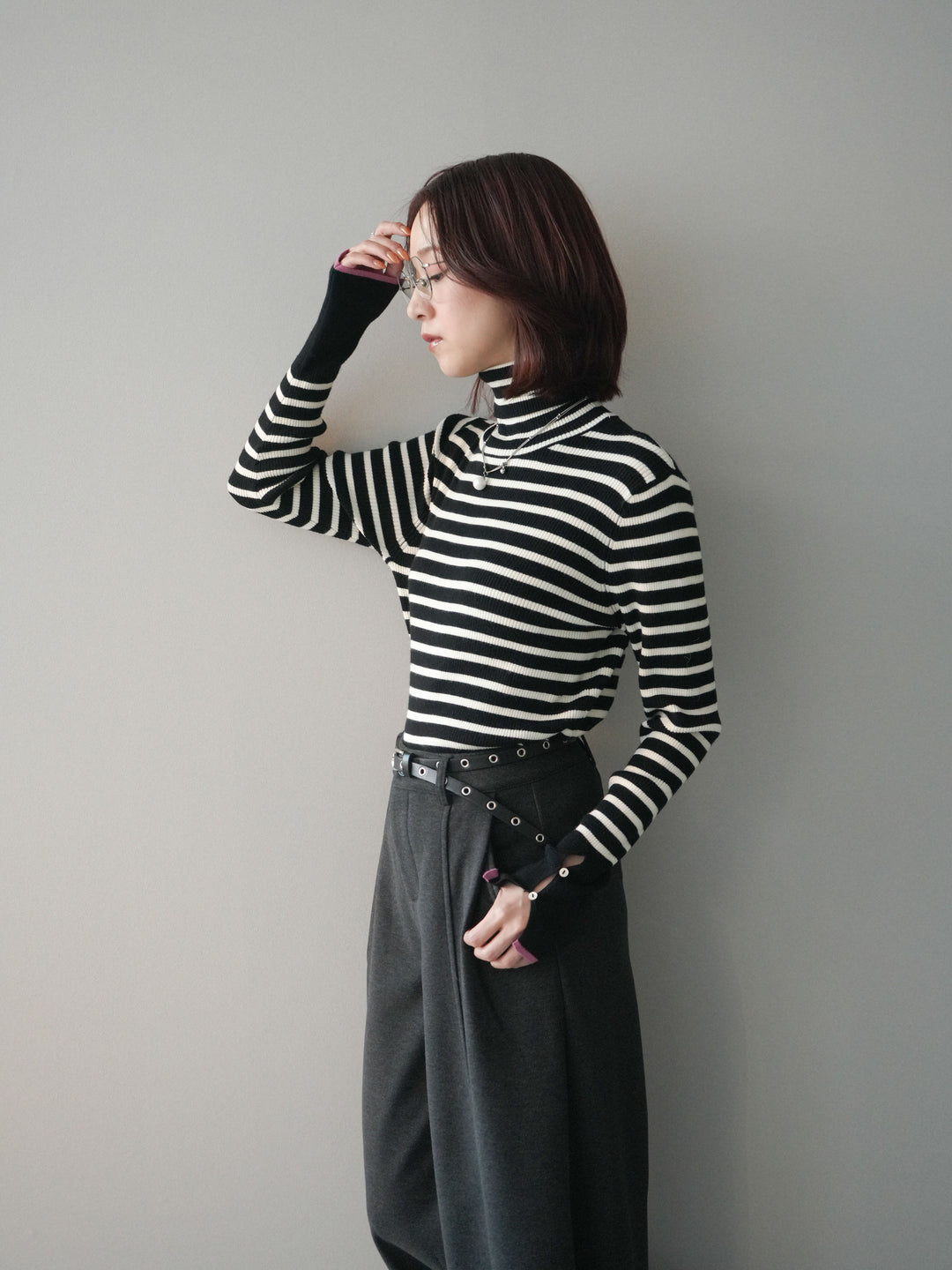 [SET]袖配色ハイネックボーダーリブニットトップス+ベルト付き裏起毛ワイドパンツ(2set)