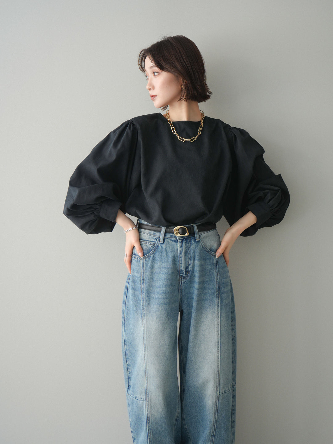 [予約]2WAYピーチスキンボリュームスリーブブラウス/black