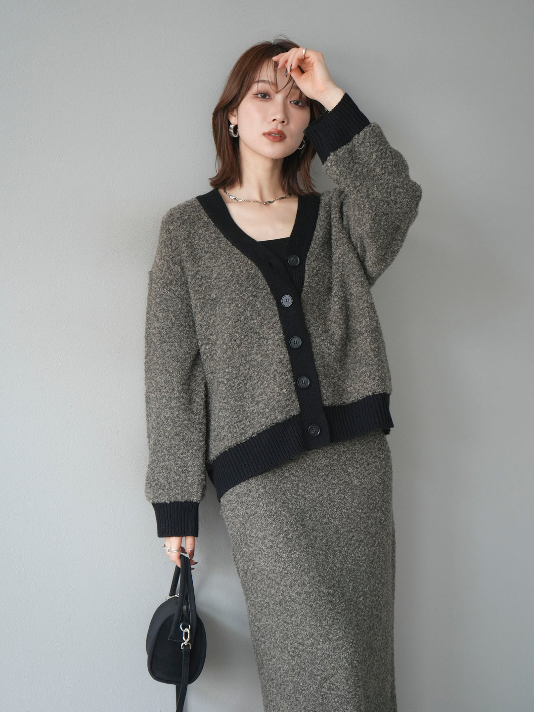 [予約]ブークレバイカラーニットカーディガン/charcoal