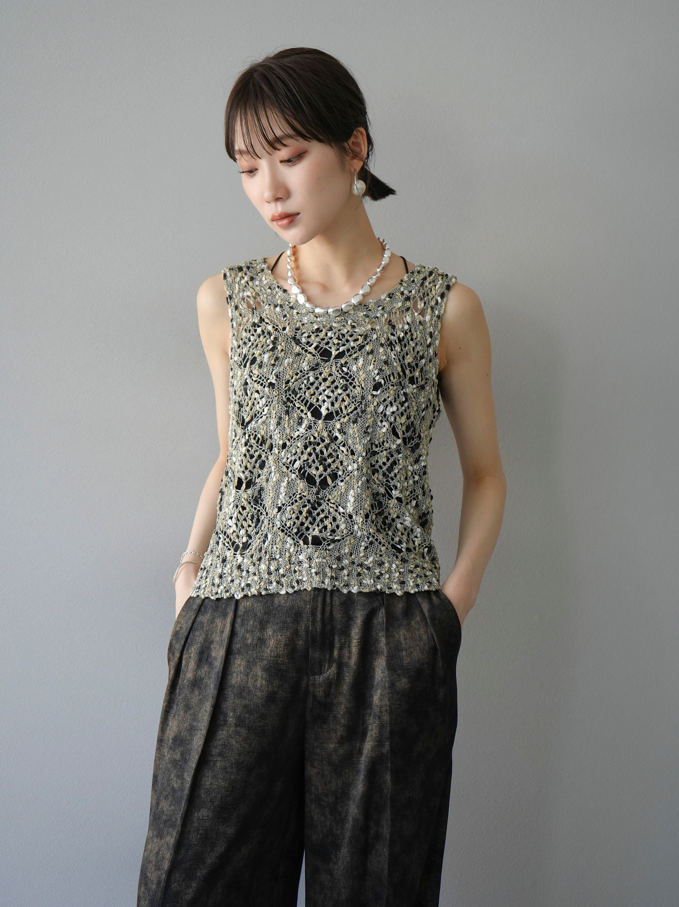 予約]ラメミックスヤーンニットタンクトップ/ゴールド – Lumier
