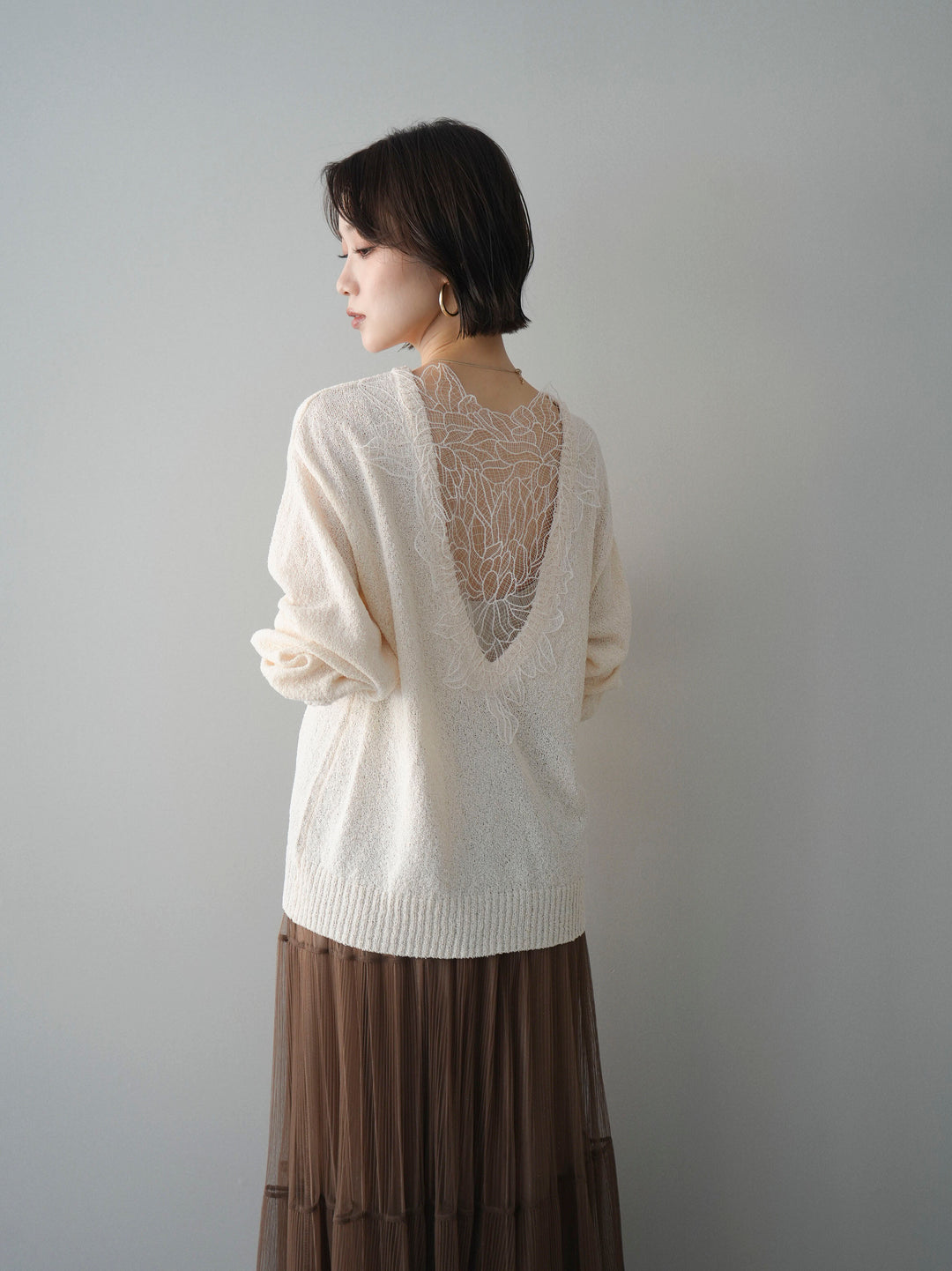 [予約]バックシアーフラワーレースニットプルオーバー/ivory