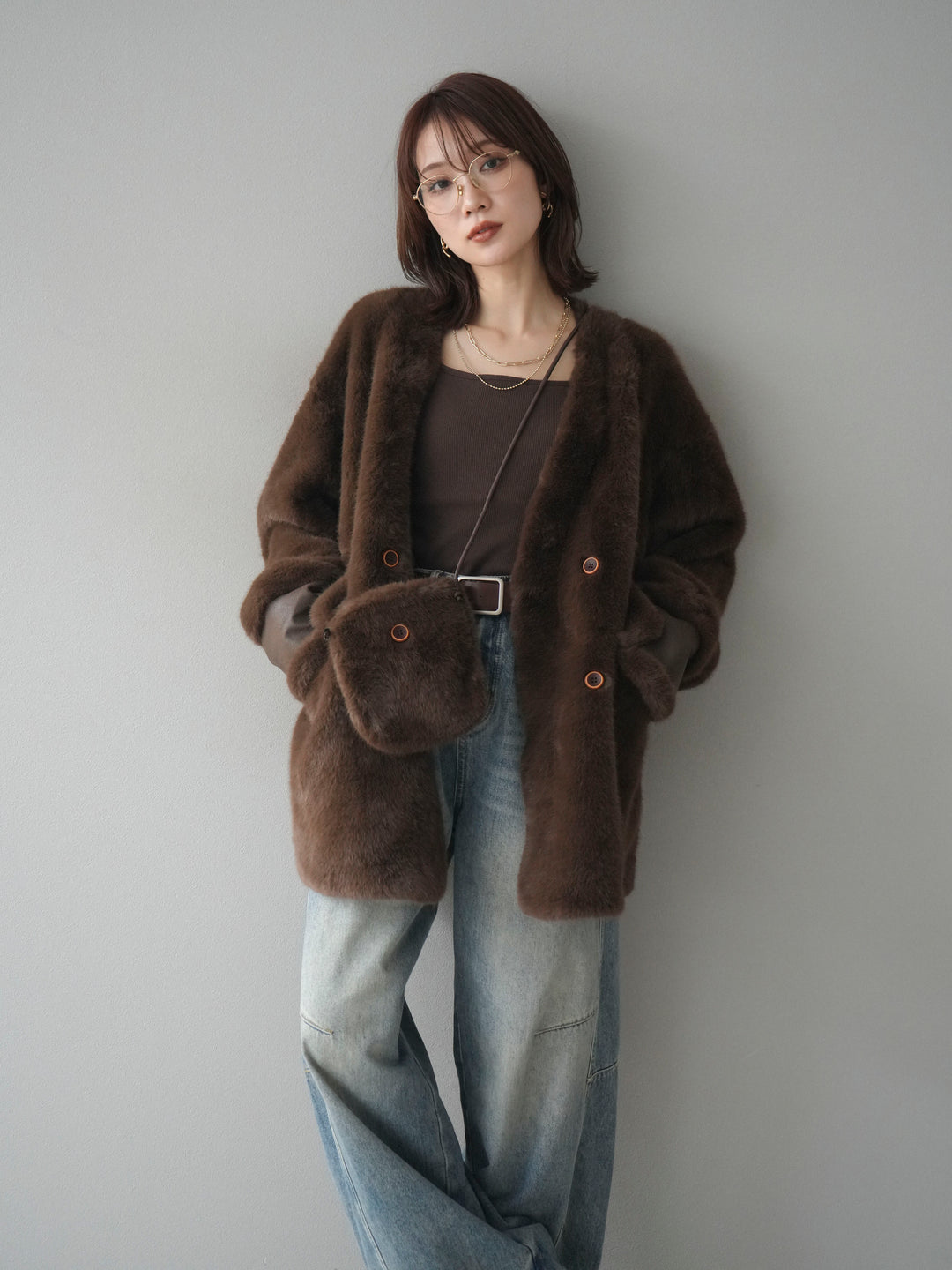 [SET]バッグ付エコファーノーカラーコート+ベルト付カーブデニムパンツ(2set)