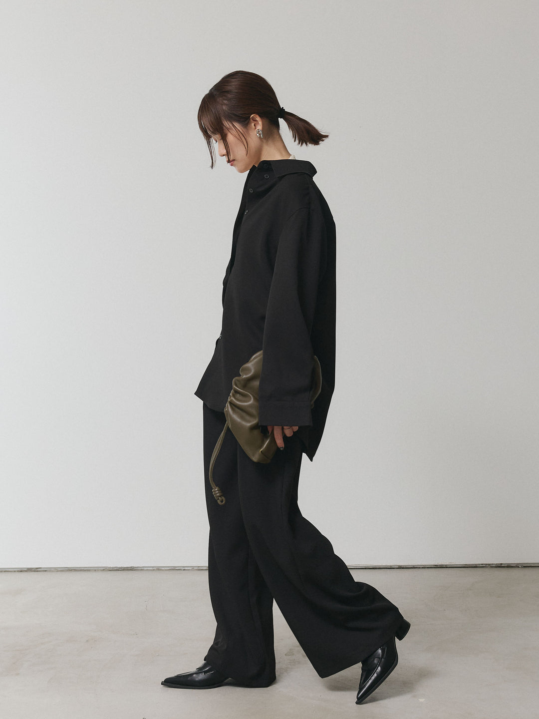 [予約]デザインタックセンターシームアイドパンツ/ブラック