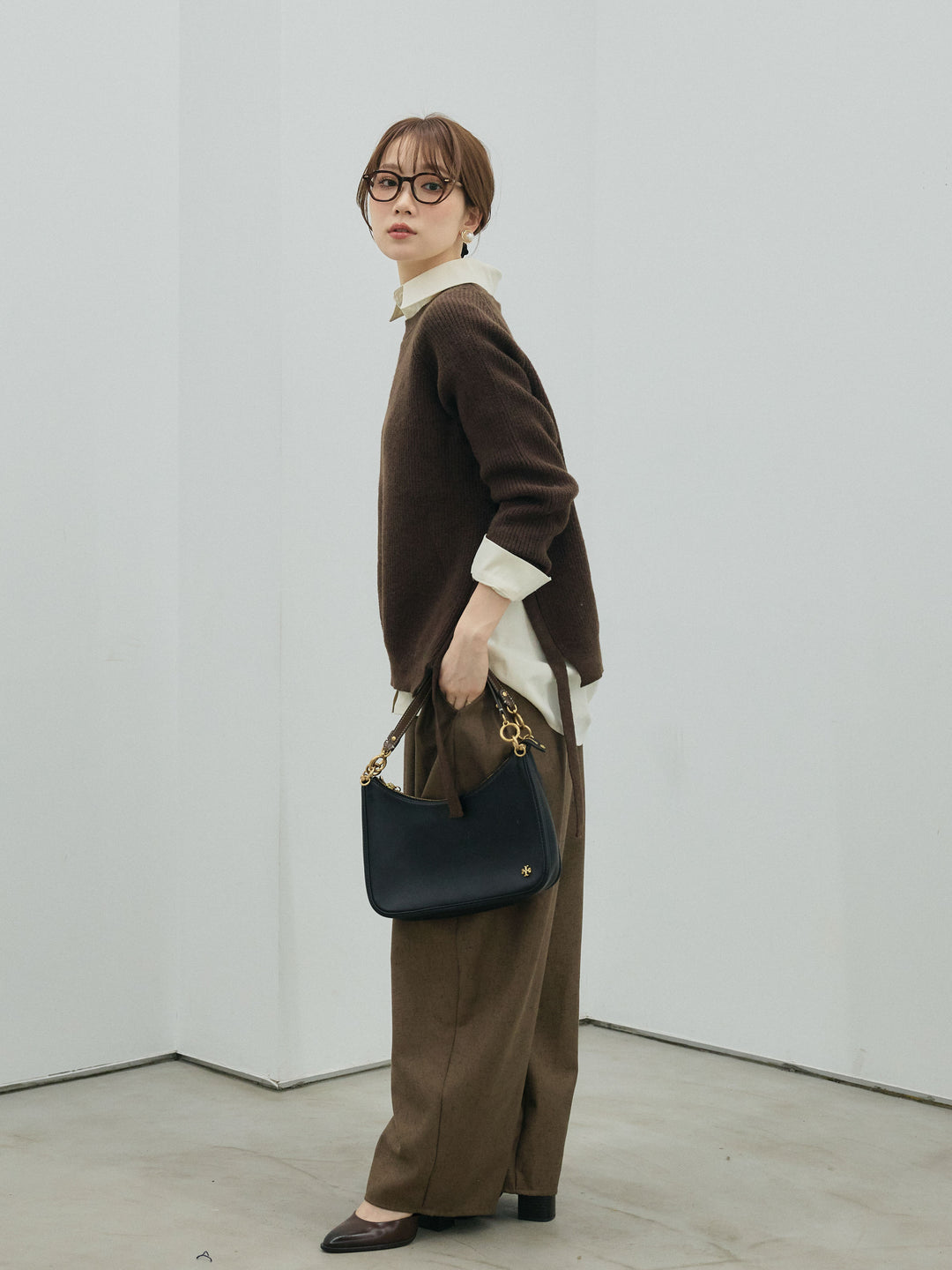 【Allure】[SET]サイドスリット畦編みニットプルオーバーシャツアンサンブル+モックスカルゼサイドタックコクーンパンツ(2set)