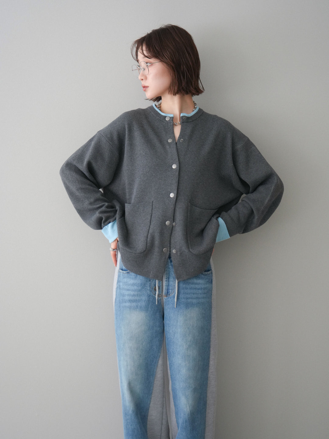 [SET]バイカラーオーバーニットカーディガン+デニム切替スウェットパンツ(2set)