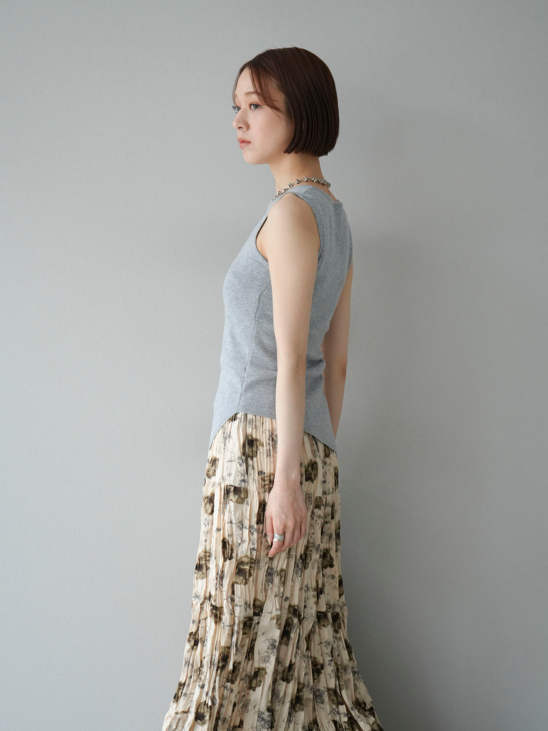 [SET]カシュクールノースリーブニットトップス+フラワーワッシャーロングスカート(2set)