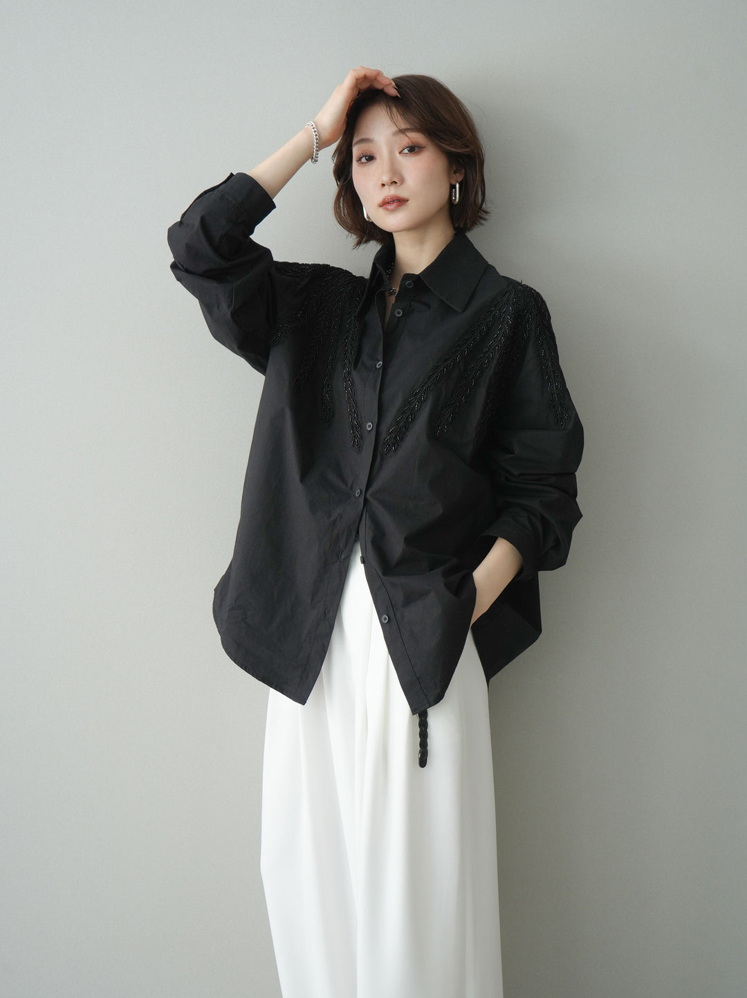 [予約]ビーズ刺繍デザインシャツ/black