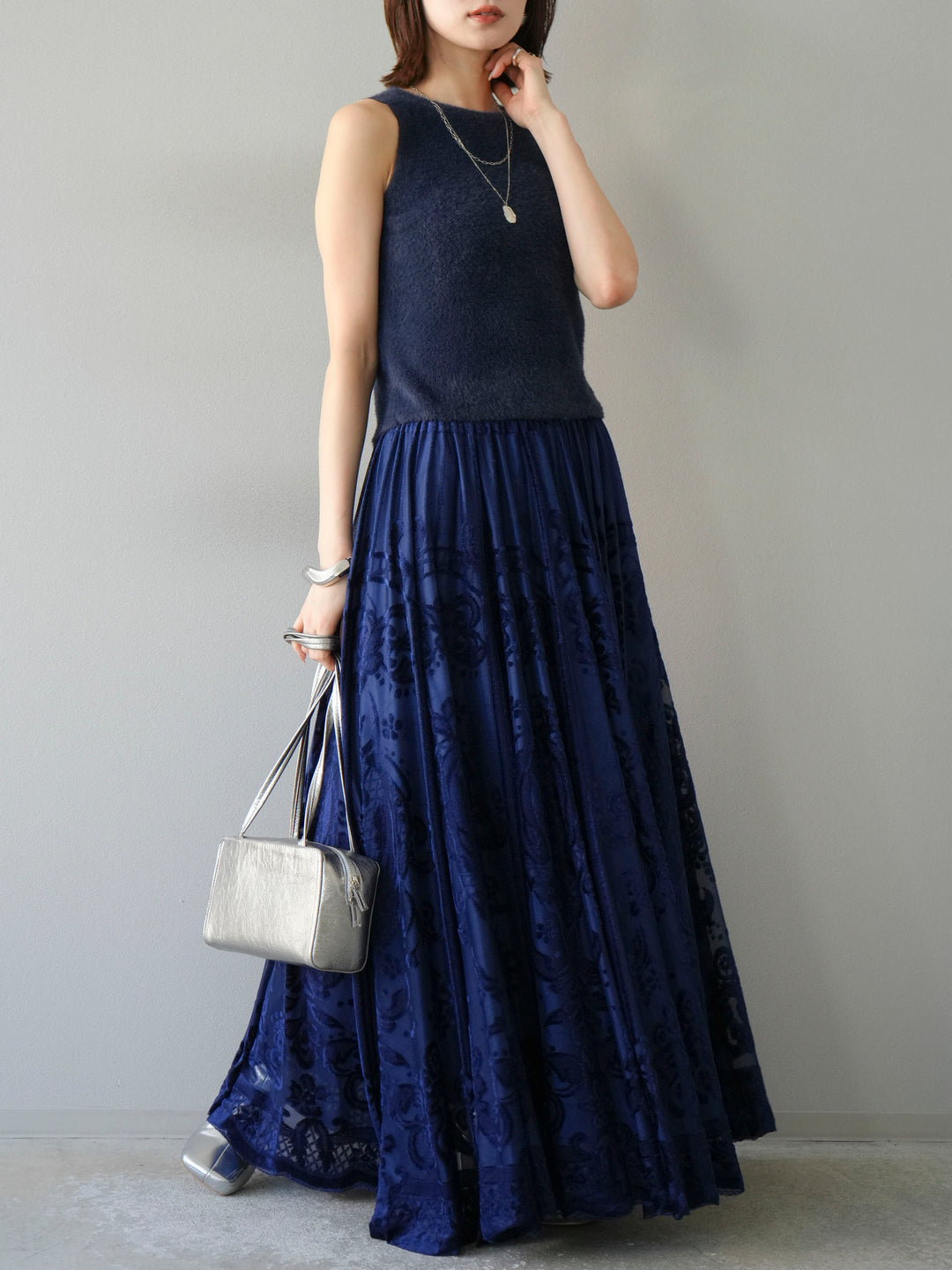 [予約]アンティーク柄フロッキーマキシスカート/ブルー