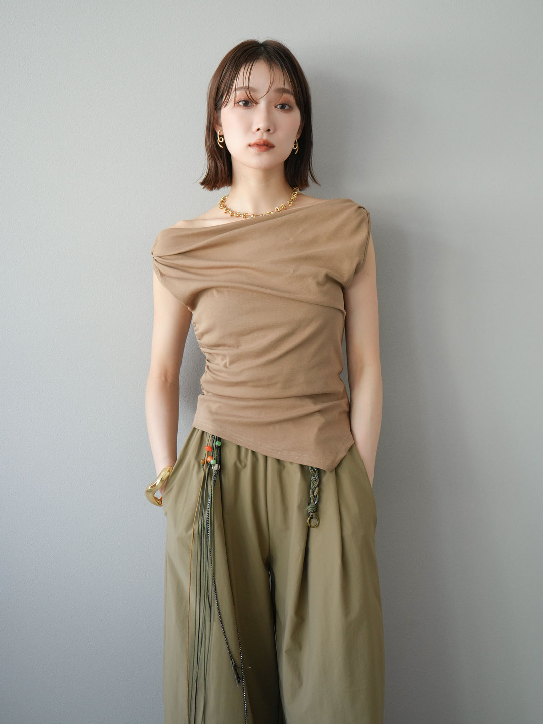 [SET]タックデザイントップス＆ビーズベルト付きパンツSET UP(2set)