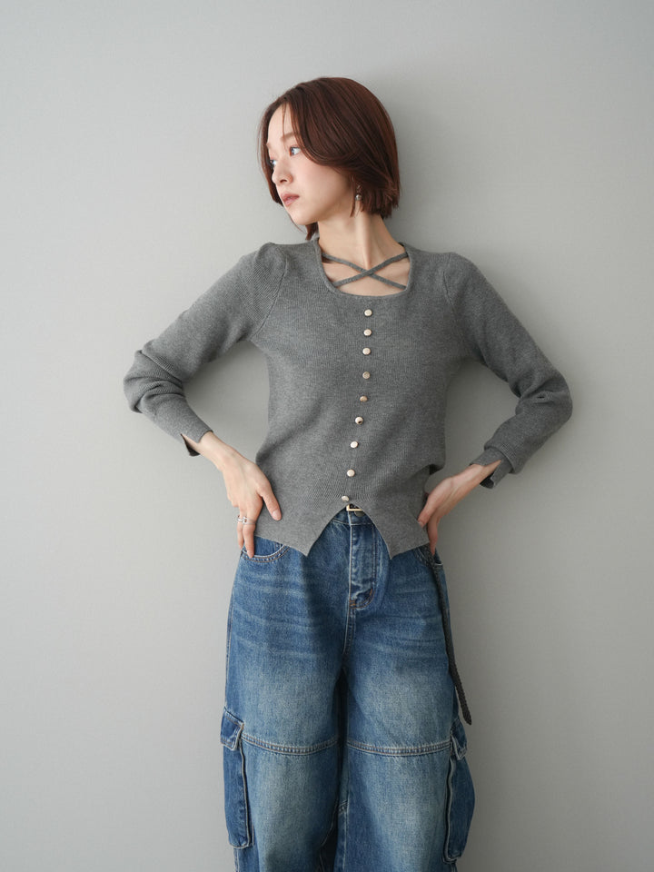 [予約]クロスデザインネックシルバーボタンニット/gray