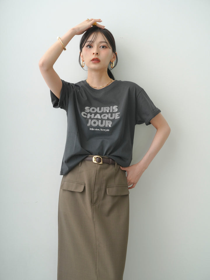 【套裝】Logo刺繡T卹+縐綢直筒半身裙（兩件組）