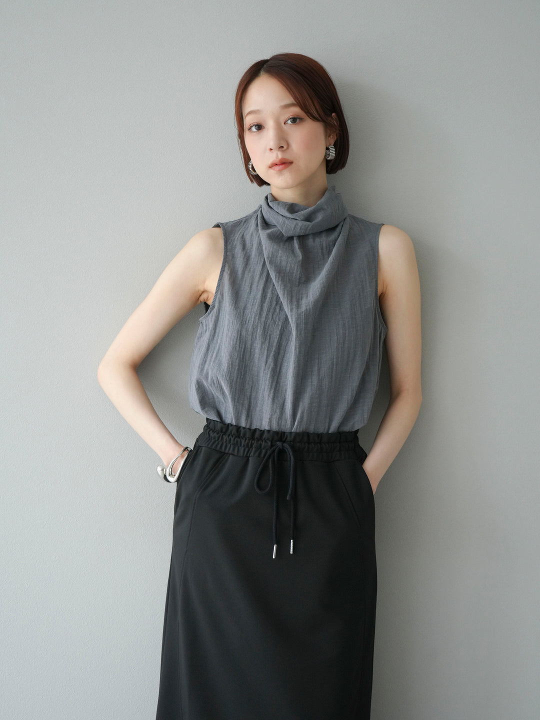 [SET] 後繫帶無袖上衣 + 運動長裙 (2set)