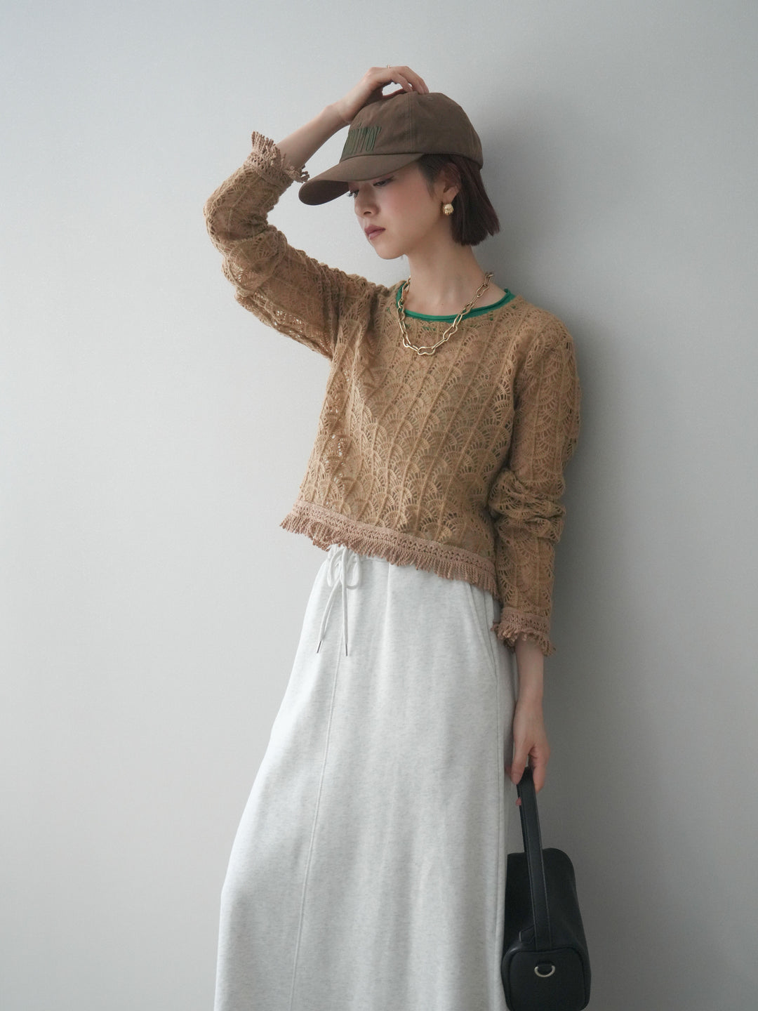 [予約]扇透かし編みクロップドニットプルオーバー/beige