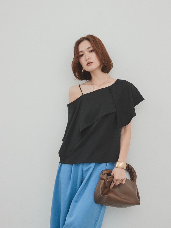 [予約]ワンショルラッフルブラウス/ブラック