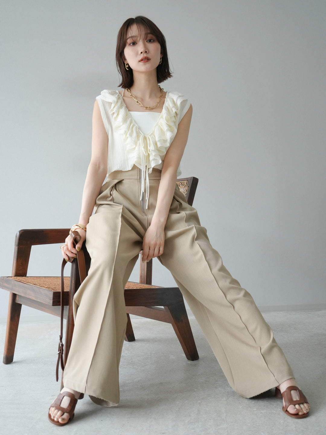 [予約]ワッシャーラッフルノースリーブブラウス/アイボリー