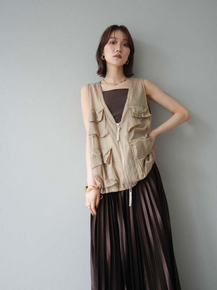 [預購] 尼龍大口袋透視背心/米色
