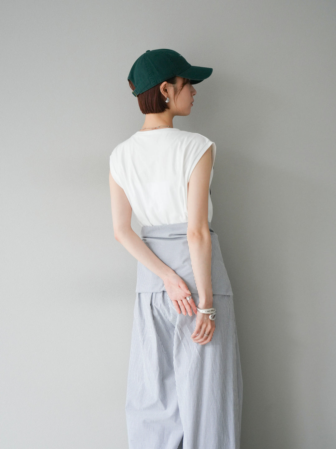 [SET]コード刺繍フレンチスリーブTシャツ+ウエスト巻きストライプイージーパンツ(2set)