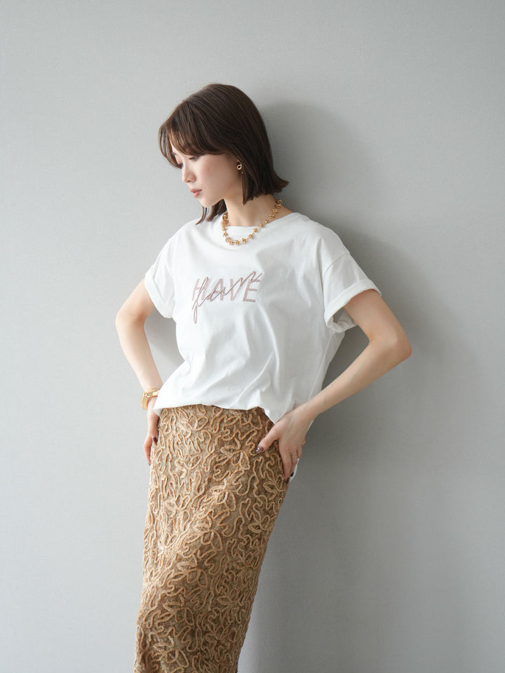 [予約]デザインロゴ刺繍Tシャツ/オフホワイト