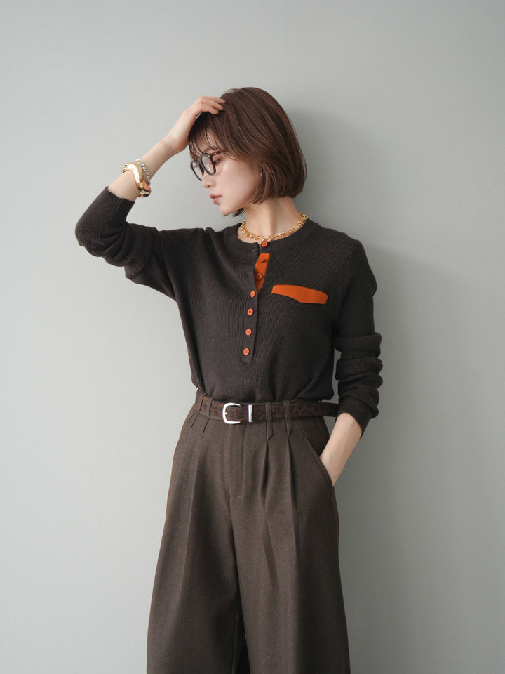 【預購】雙色拼接口袋亨利領針織衫/棕色