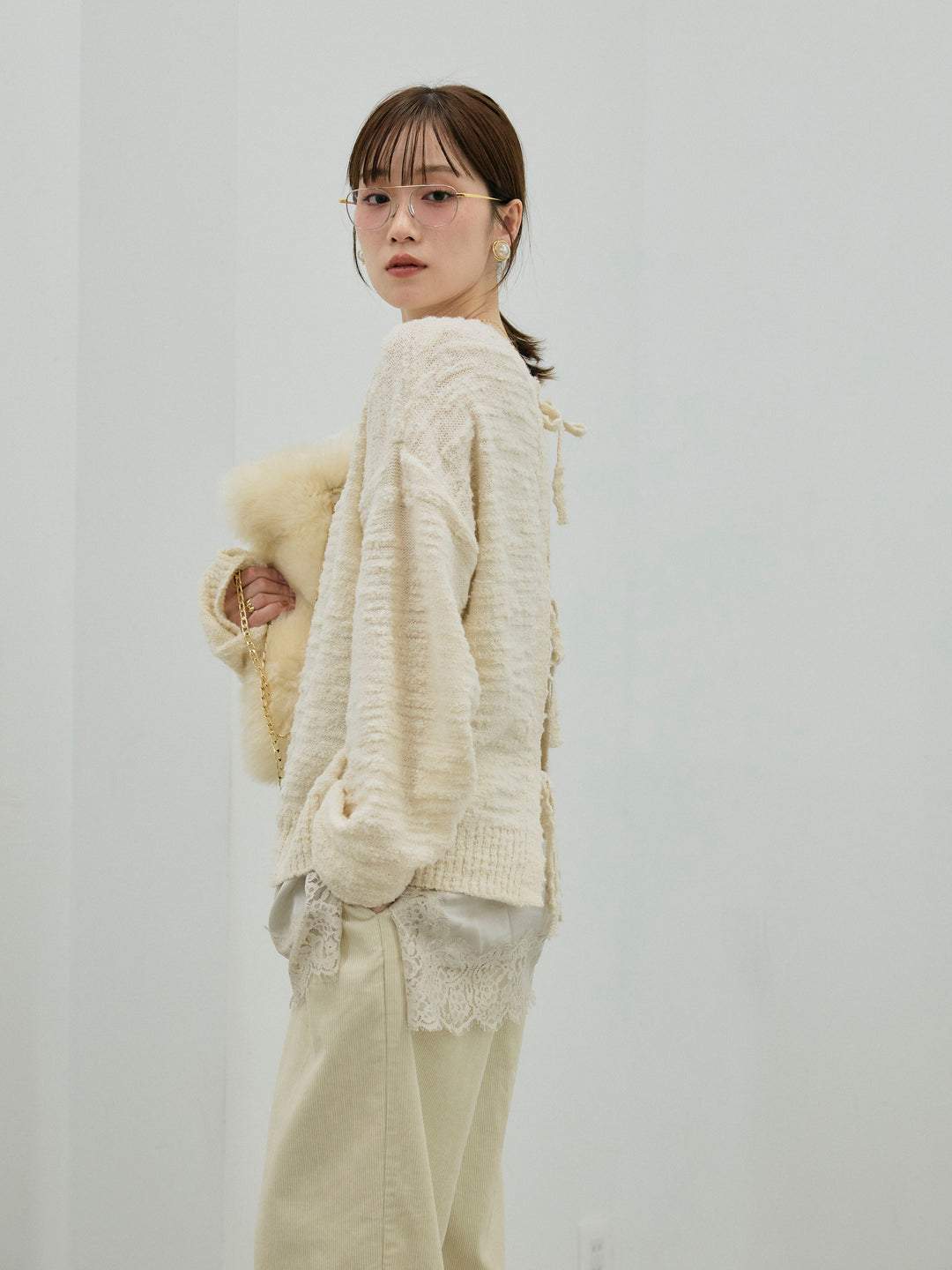 [予約]バックリボンニュアンスブークレニットプルオーバー/ivory