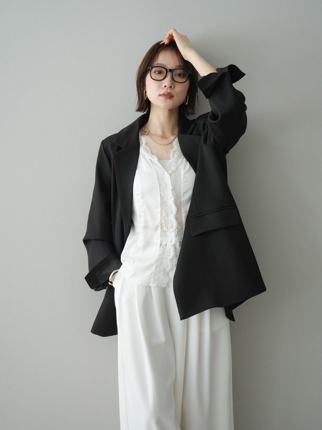 [SET]バックスリットデザインジャケット+ノースリサテンレースキャミソール(2set)