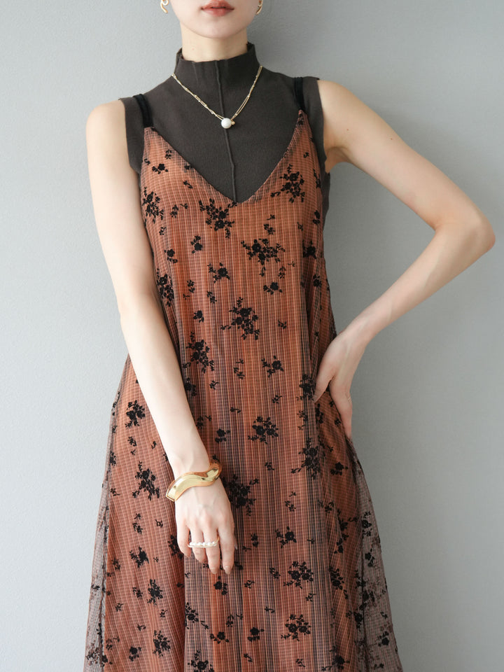 [SET]フロッキーチュールレイヤードベロアキャミワンピース+プチネックセンターシームノースリーニットトップス(2set)